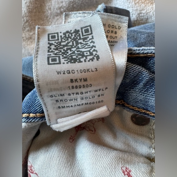 True Religion Slim Straight Low Rise Jeans - Picture 13 of 13
